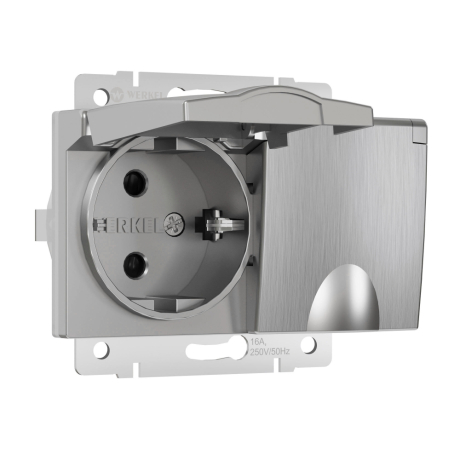 Розетка двойная влагозащищенная с заземлением и со шторками, без рамки с крышкой Werkel серебряный рифленый W1172209