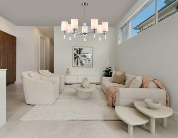 Люстра на штанге Ambrella Light HIGH LIGHT LH56253