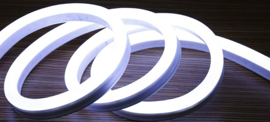 50м. Неоновая лента желтого цвета 2835, 8W, 220V, 120LED/m, IP67 Uniel ULS-N21-2835-120LED-m-8mm-IP67-220V-8W-m-50M-YELLOW -(UL-00003769) 