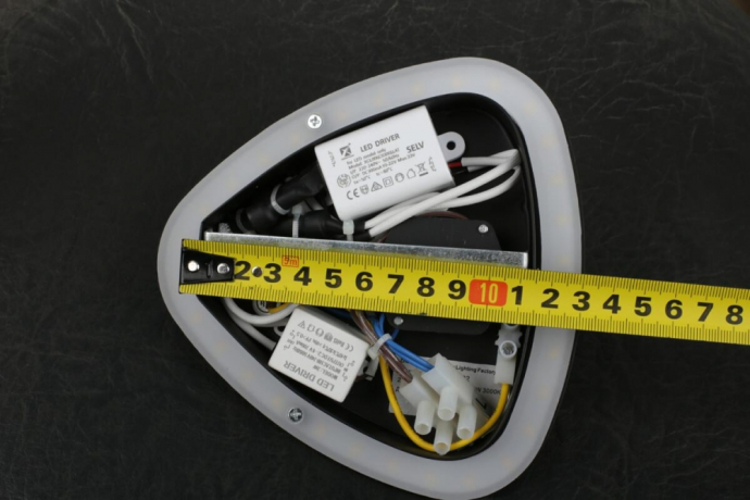 OML-20821-02 Настенный светильник Omnilux Piticchio 