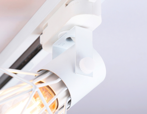 Однофазный светильник с лампочкой Ambrella light GL5001+Lamps 