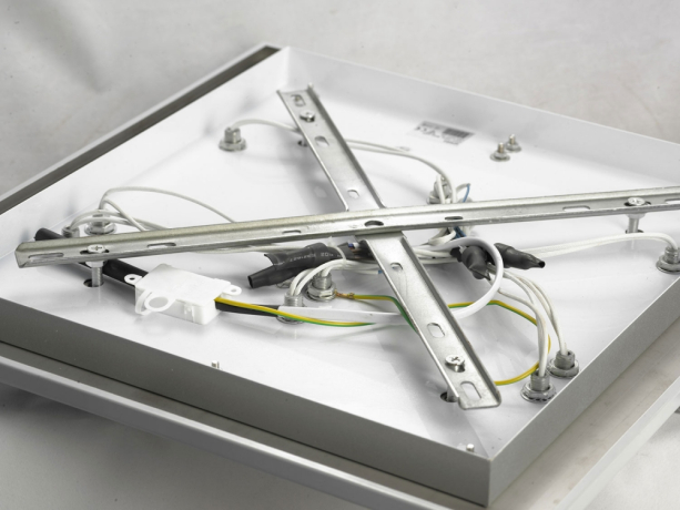 Потолочная люстра Lussole Lariano GRLSA-5407-09 