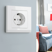 Розетка с заземлением, без рамки Werkel белый W1171001